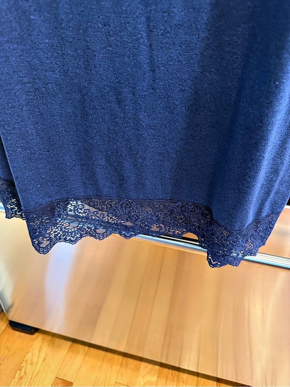 Only hearts Blue Lace-Hem Tank Top Size XL Like New - Picture 3 of 7